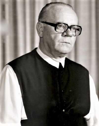 Egres József Odó O.Cist, Dr.