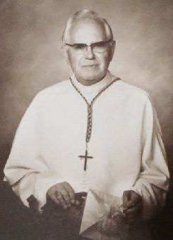 Keresztessy-Parker Ferenc László OPraem, apát, Dr.